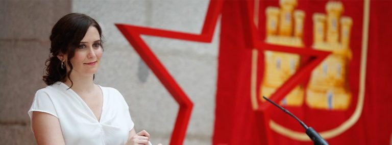 Madrid : éclatante victoire d’Isabel Díaz Ayuso, égérie de la droite nationale