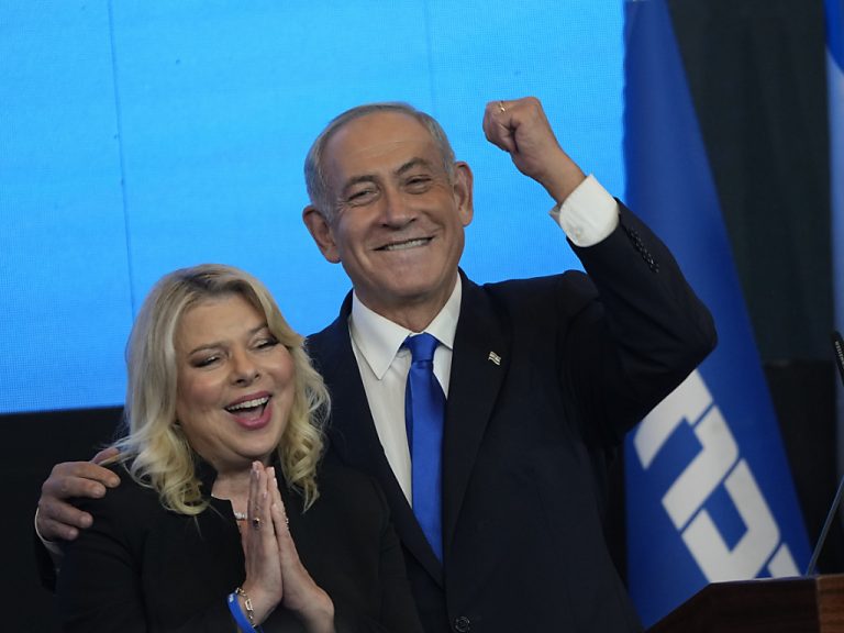 Netanyahou poussé vers la sortie